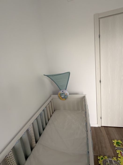 Pat bebe IKEA.  cadou saltea si protectii & Jucarie