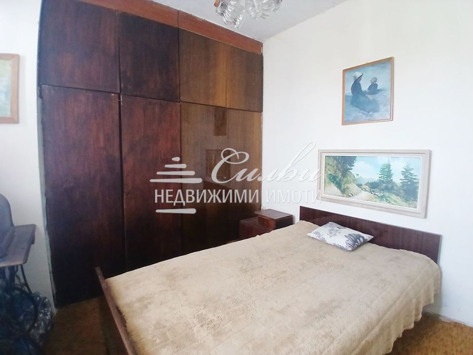 Многостаен апартамент- кв. Център