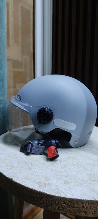 Мото шлем на скутер