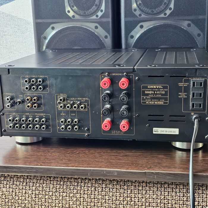 Усилитель Onkyo Integra A-817XD Opto-Digital Technology