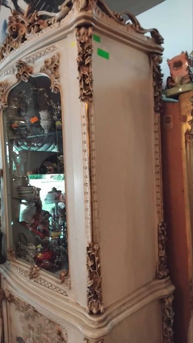 Италиянска барокова витрина - ръчно рисувана