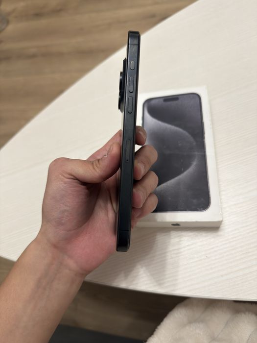 iPhone 15 Pro Max 256 gb Black Titanium
