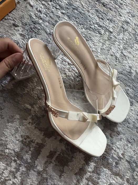 Тапочка  37 размер б/у