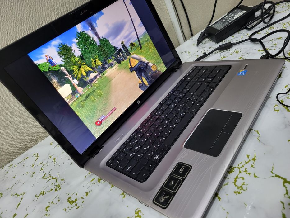 Мощный ноутбук HP  бюдженый игровой.