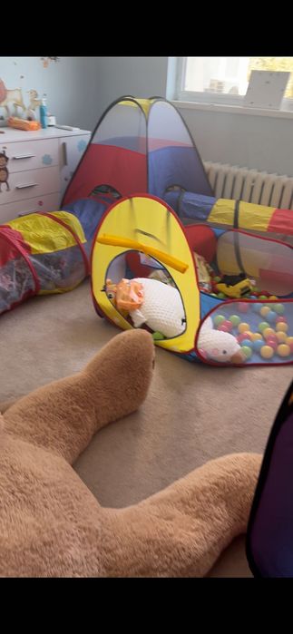 Тунели с куб и басейн за игра с 100 топки