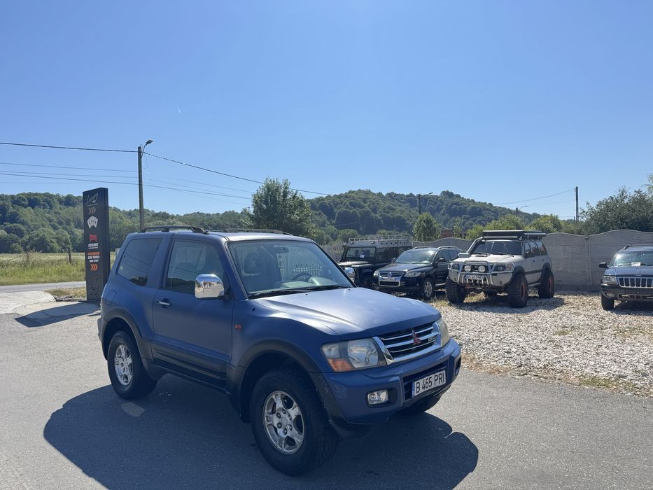 Pajero  Autoutilitara in acte cu 4locuri