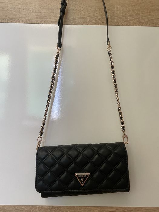 Чанта-клъч GUESS
