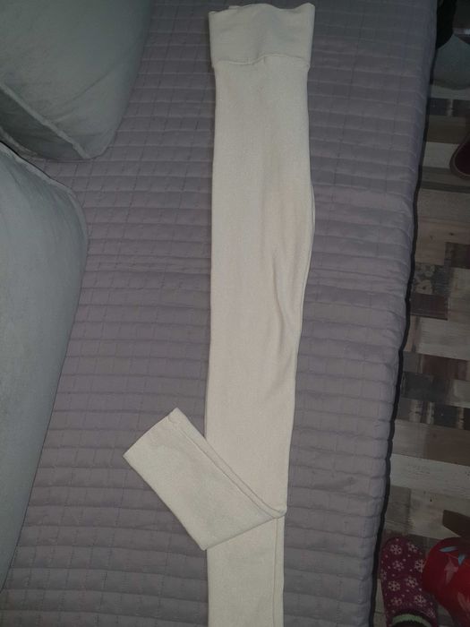 Клин Avin висока талия