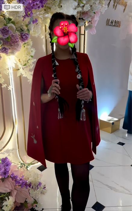 Красивое дизайнерское платье