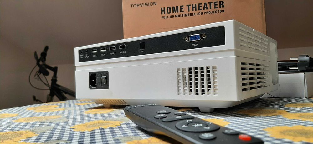 Проектор TOPVISION T26