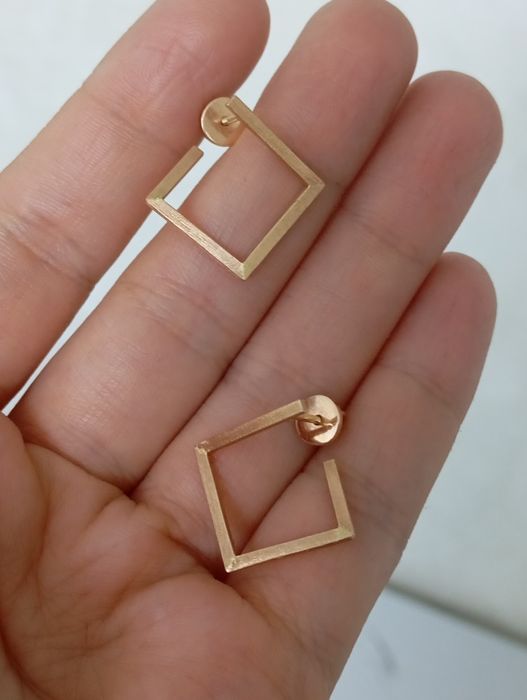 Tilla zirak 585 proba zavodskoy