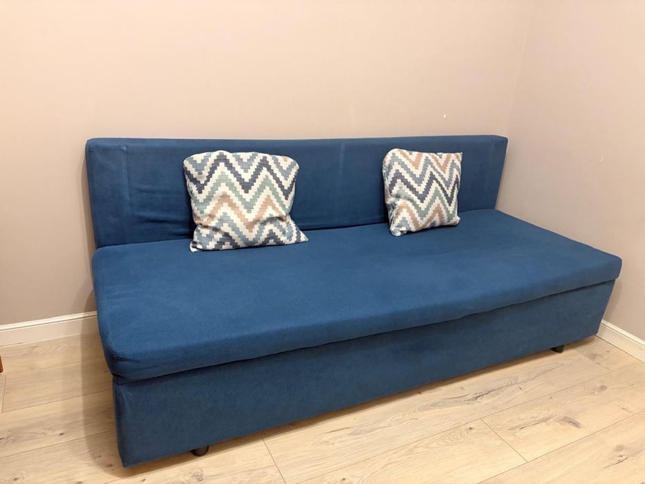 Продам диван-тахта в отличном состоянии