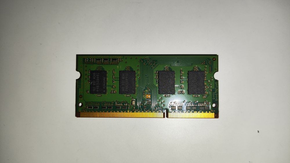 Opitrativ xotira DDR 3 2 GB