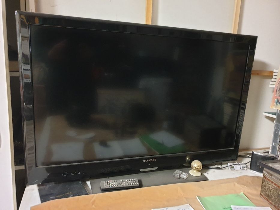 Smart Tv / monitor diagonala 105cm