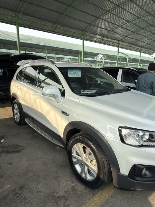 Chevrolet Captiva 2018 2.4 — a’lo holatda, toza.