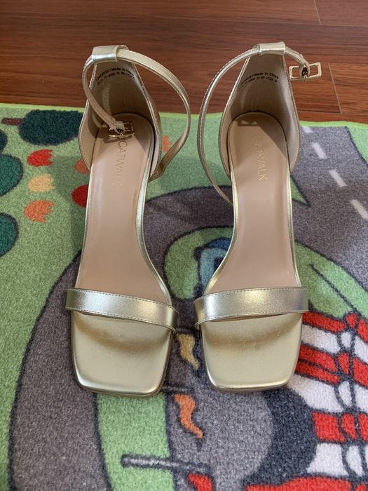 sandale aurii mărimea 37