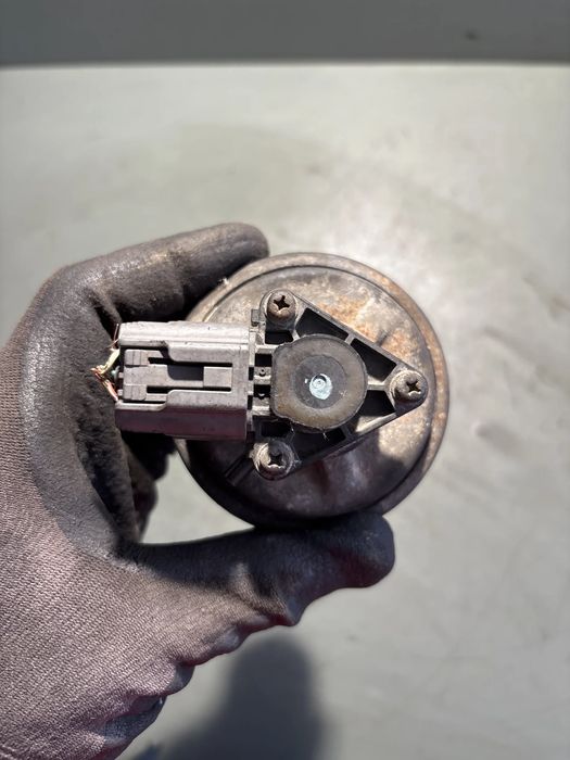 EGR electric Mazda 6 2004 2.0 MT (141 hp)