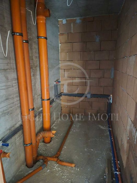 Продава се Тристаен апартамент в Пловдив, Тракия - 127 кв.м за 925 €/кв.м - Снимка #4