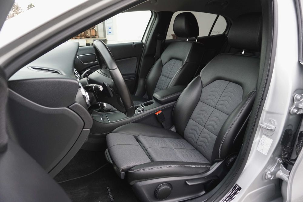 Mercedes GLA 4x4 2017 Camera*Navi*LED*Piele 4MATIC Garantie RATE