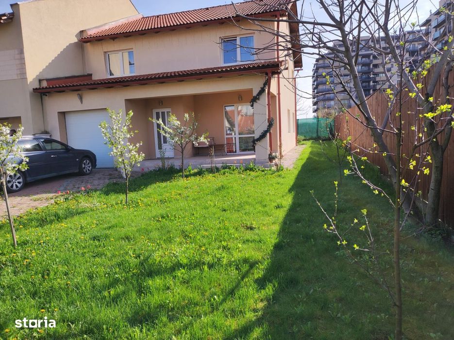 Casă finisată cu curte proprie,garaj in Gheorgheni lângă baza sportivă