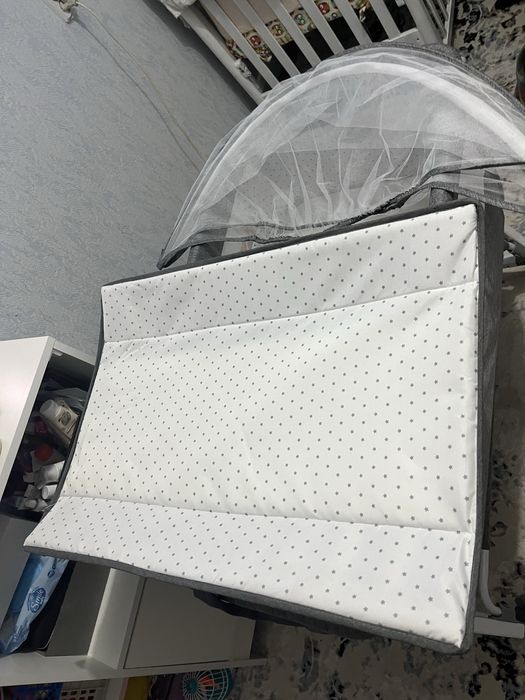 Продам кровать манеж