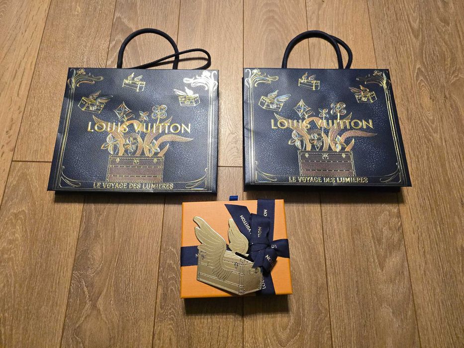 Louis Vuitton празнична новогодишна торбичка лимитирана серия 2025