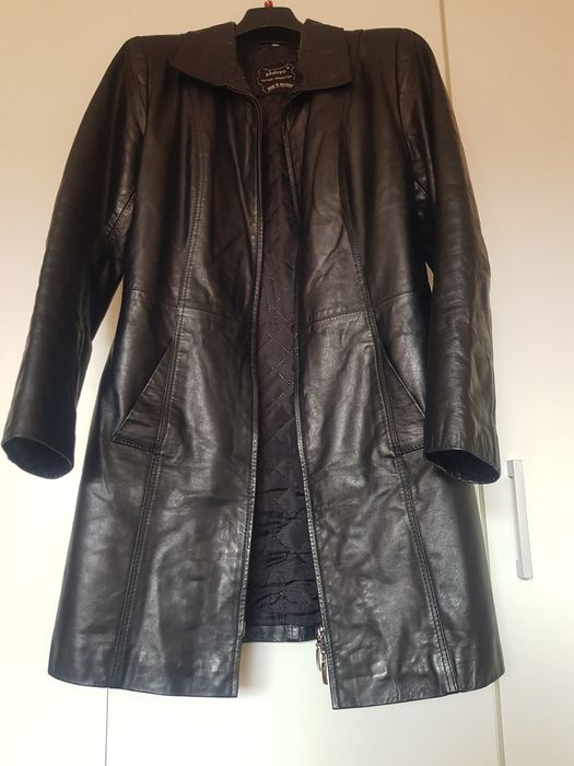 Дамско кожено яке