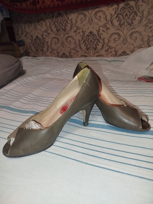 Туфли женские на каблучке
