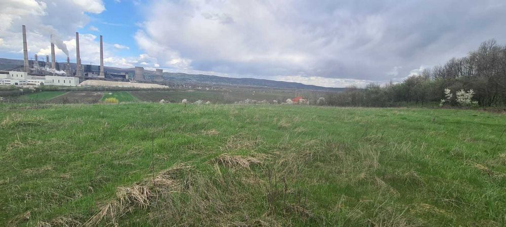 Teren extravilan si intravilan de vanzare total 12264 mp