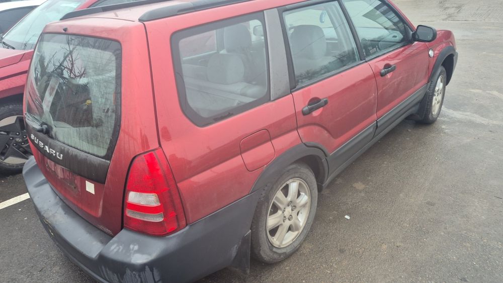 Субаро форестър на части бензин