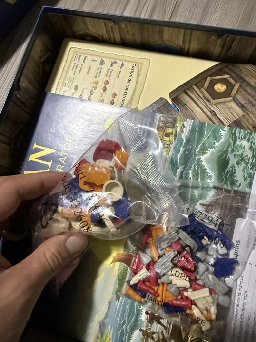Catan pirati si exploratori editia 2025