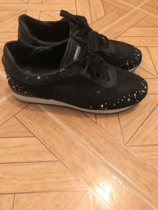 Кроссовки 36