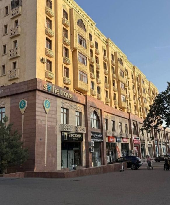 Себзор 3/8/8 Ж/К Golden House Узок муддатга Берилади