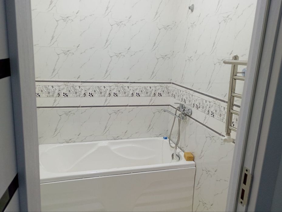 #Ijara #Kvartira #Novastroyka  Sergeli, Yangi darxon. 3 xona. QIZLARga