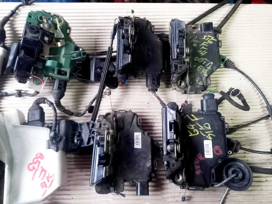 Vw Golf 4 Passat B55, Skoda Octavia Superb, broasca usa completa.