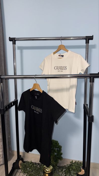 Guess дамси тениски- S/M