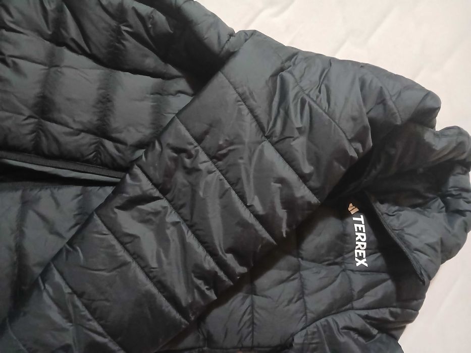 Дамско яке адидас