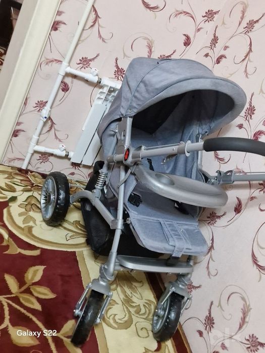 Продаётся каляска в хорошем састоянии