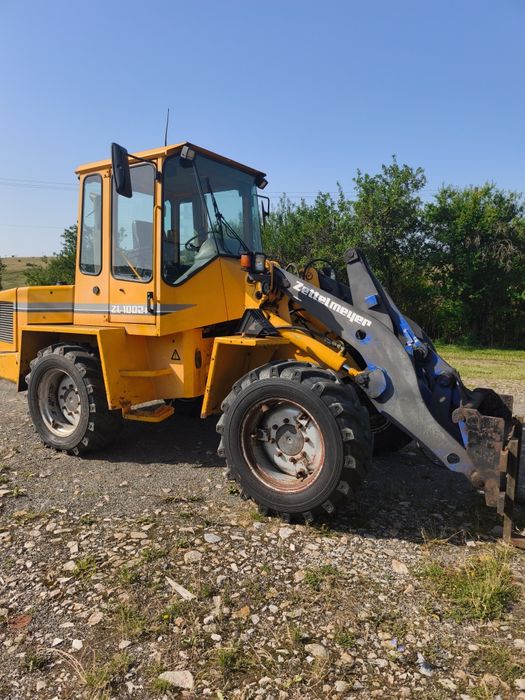 Încărcător frontal vola Zettelmeyer ZL1002=Volvo L45