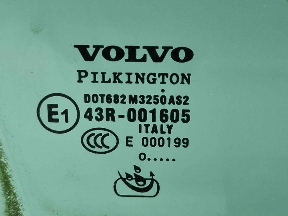 Geam usa dreapta fata Volvo XC90 [Fabr 2002-2014] OEM