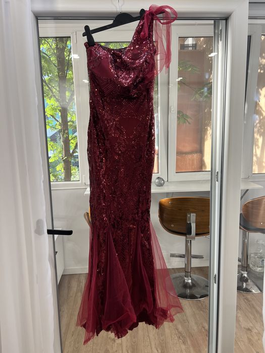 Rochie Roșie elegantă