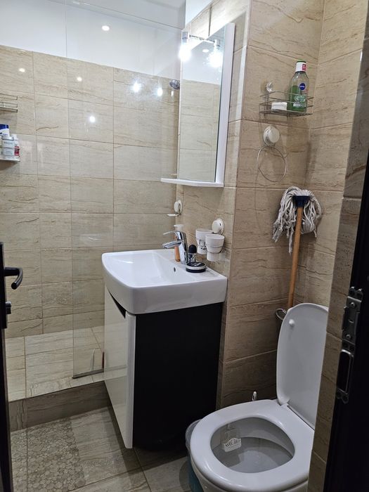 Proprietar închiriez apartament cu 2 camere