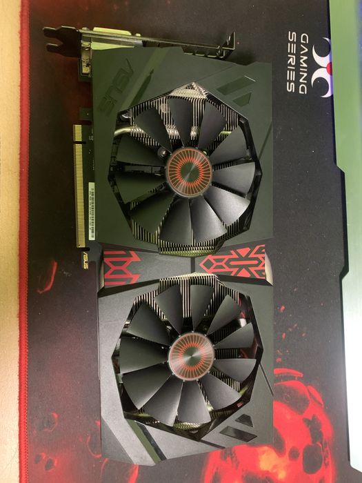 Vand placa video ASUS AMD Radeon r9 380