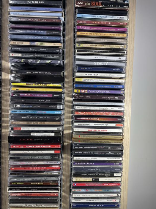 Vand cd uri muzica jazz blues disco etc… lista completa pe whatsapp