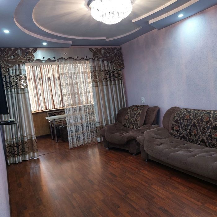 Срочнр Продаётся 2-комнатный  квартира .