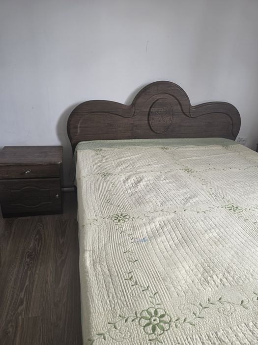Продам гарнитур и палас