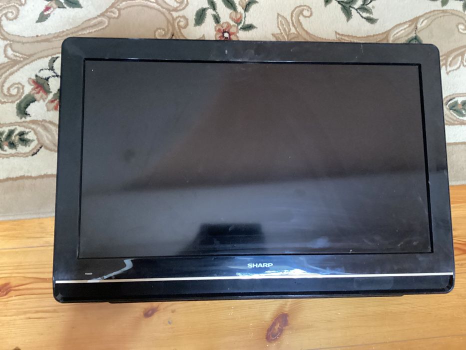 Телевизор sharp 32 + uzdigital