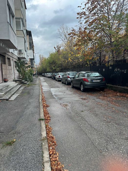 Дава се под наем Тристаен апартамент в София, Полигона - 64 кв.м за 599 € - Снимка #22