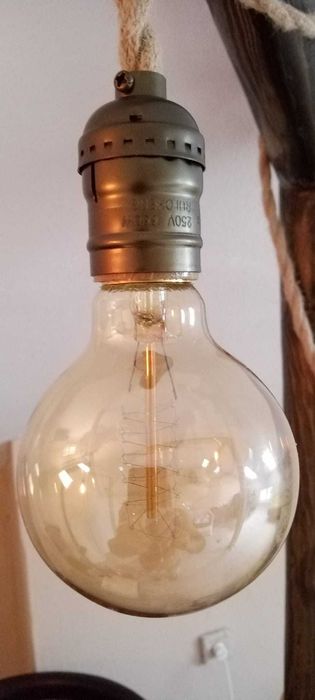 Дървена подова лампа-абажур,настолна лампа,нощна лампа.