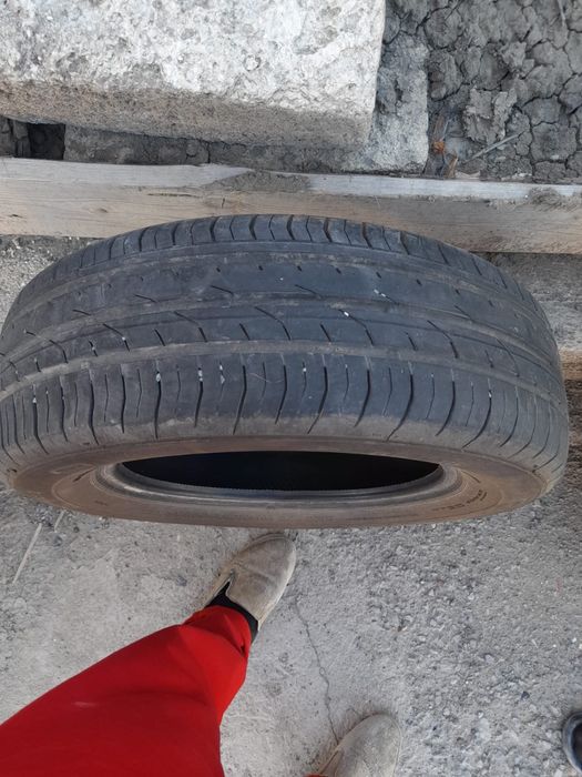 Покрыша размер R15 65/195